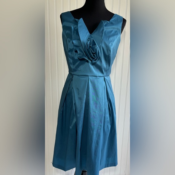 J Taylor Dress Sleeveless Dress Cocktail Bridesmaid Peacock Blue Lined Size 6 - Picture 2 of 16